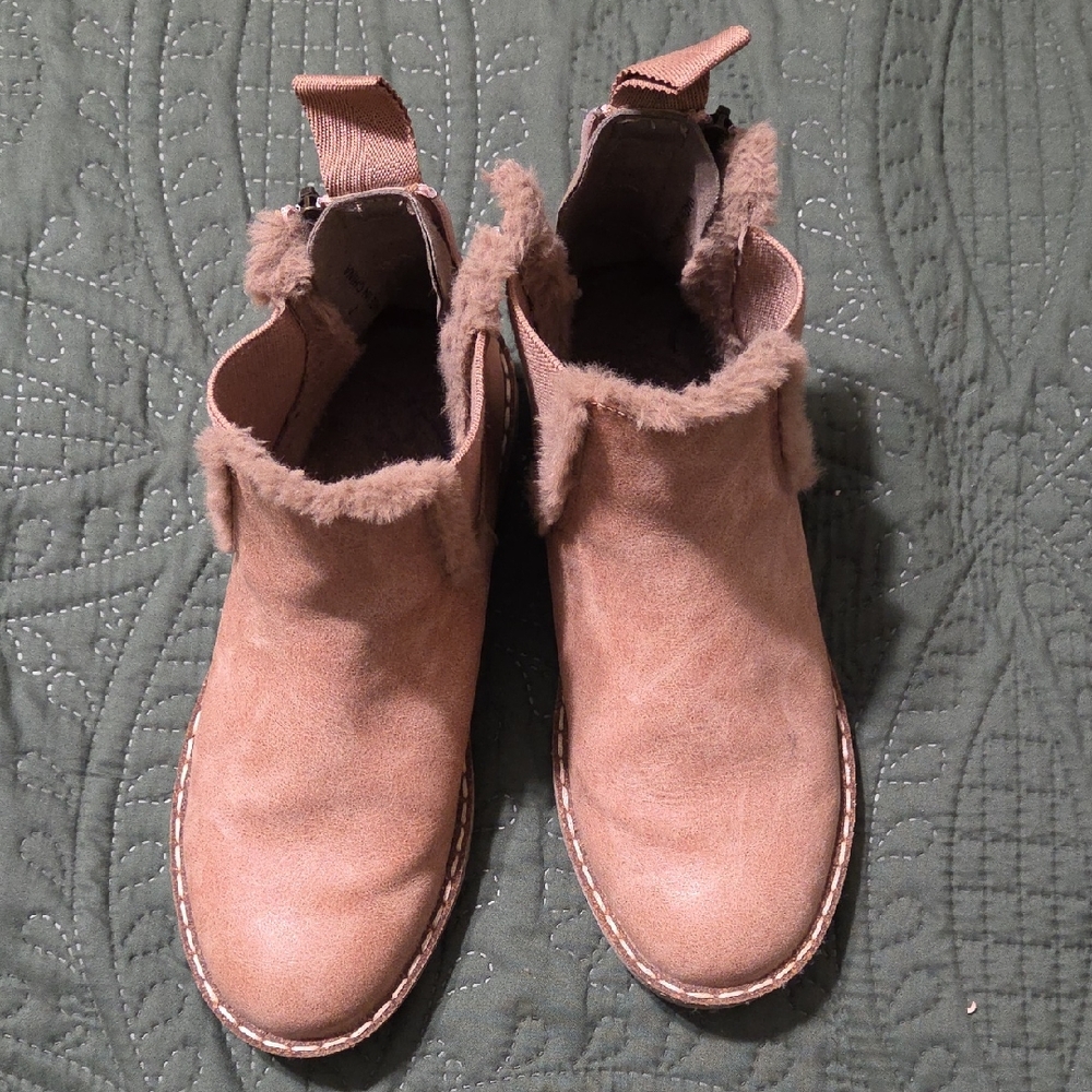 Blowfish Tan Ankle Boots with Fur Trim